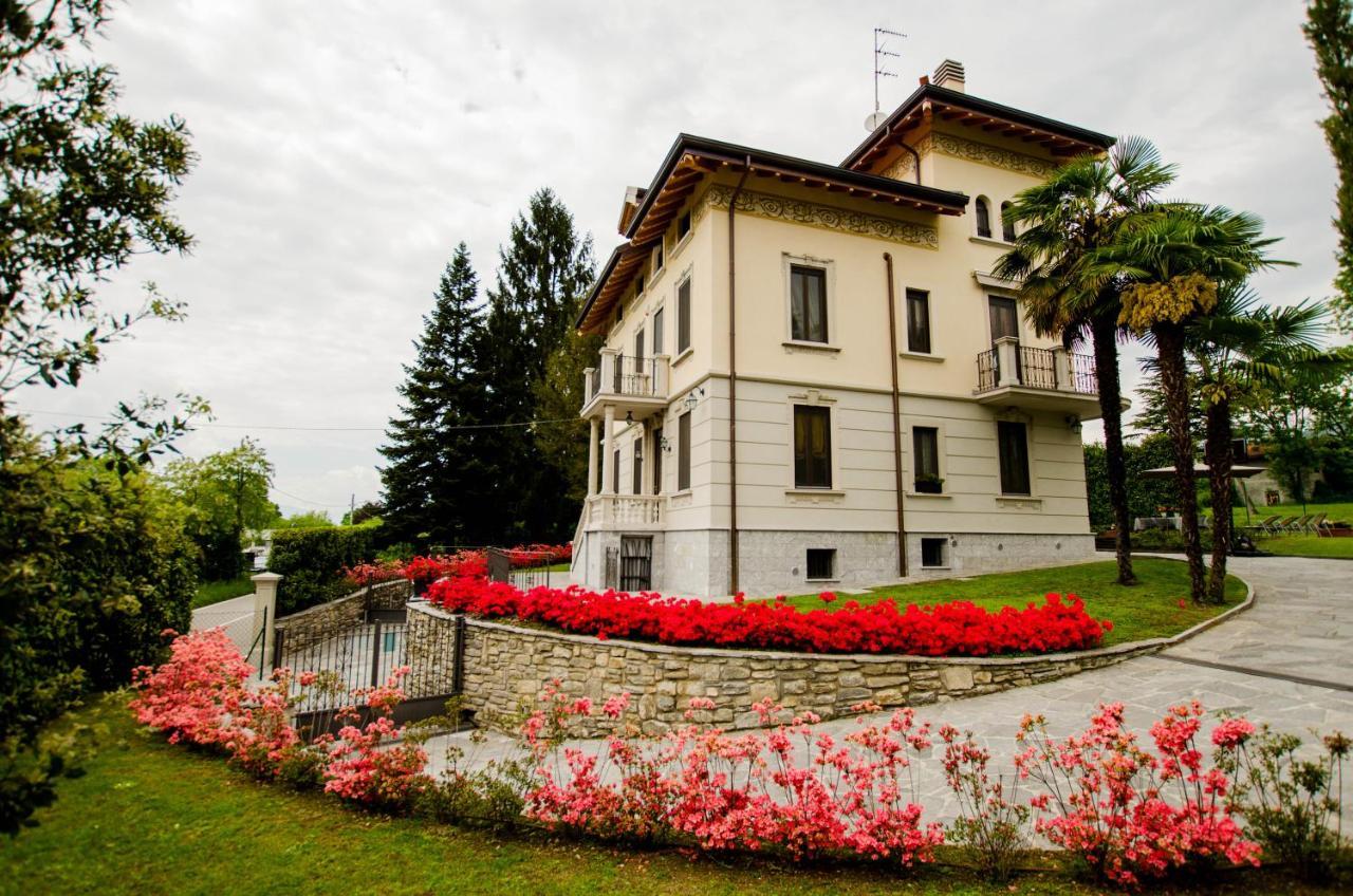 Villa Chiara B&B Biandronno Exterior photo